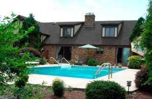 Ferienhaus mit Pool im Kurhessischen Bergland